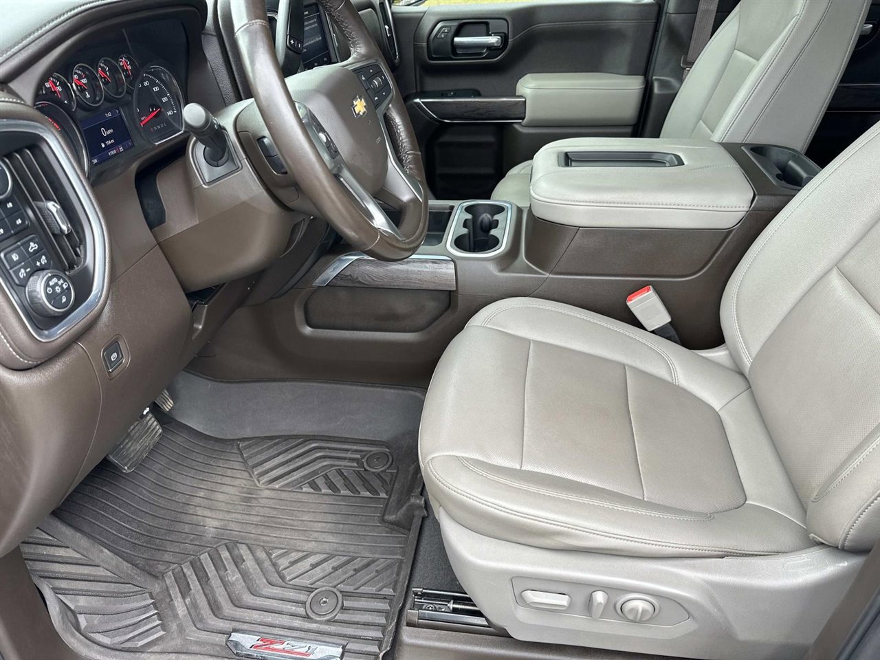 Used 2021 Chevrolet Silverado 1500 LTZ image 13