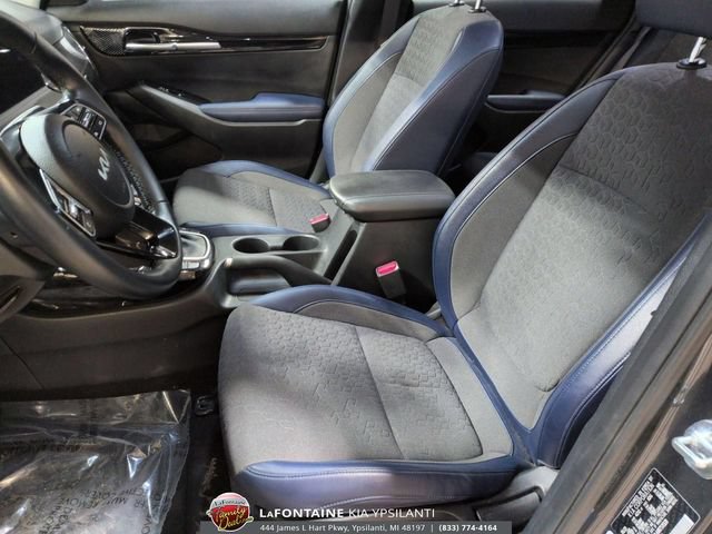Used 2024 Kia Seltos S AWD/4WD image 19