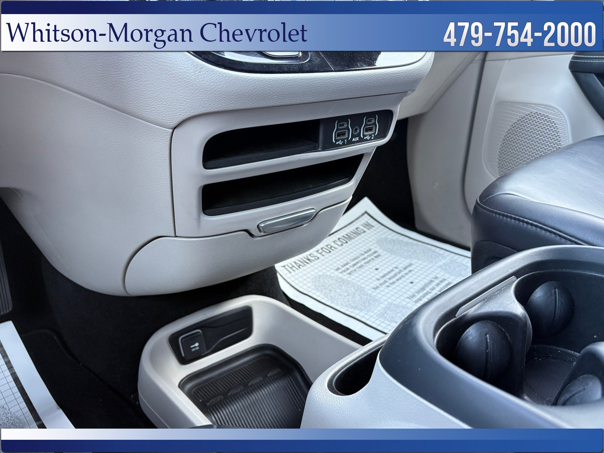 Used 2023 Chrysler Pacifica Touring-L FWD image 31