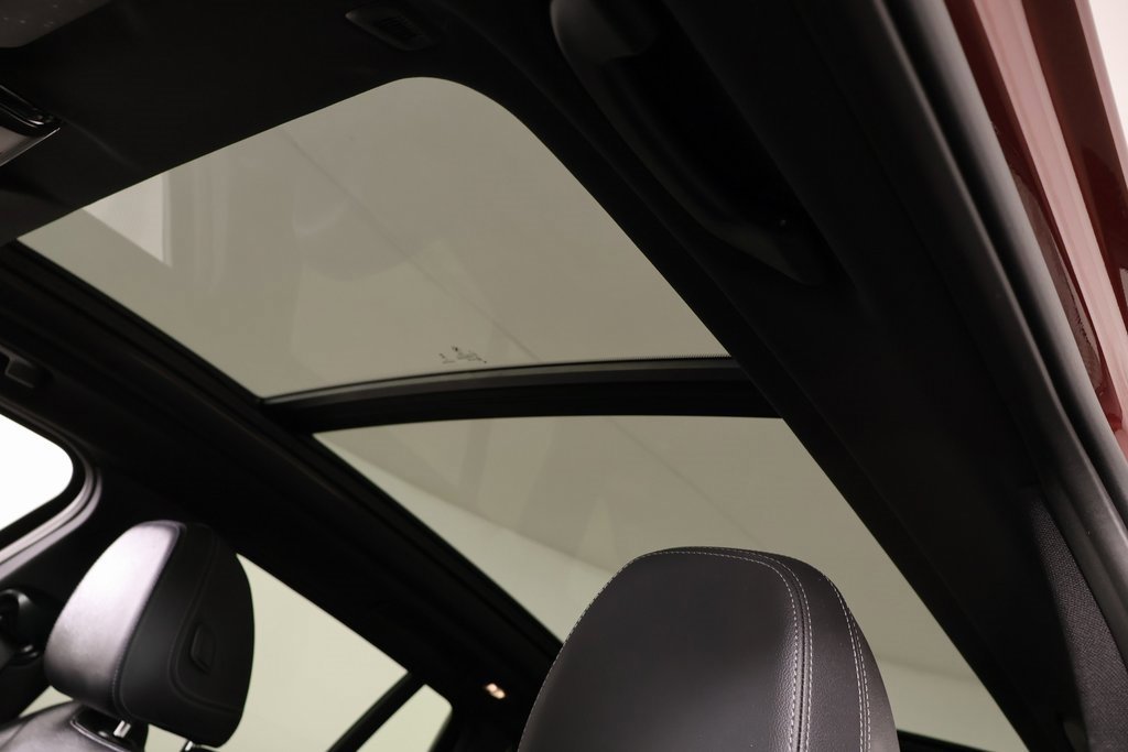 Used 2023 BMW X3 M40i w/ Premium Package image 17