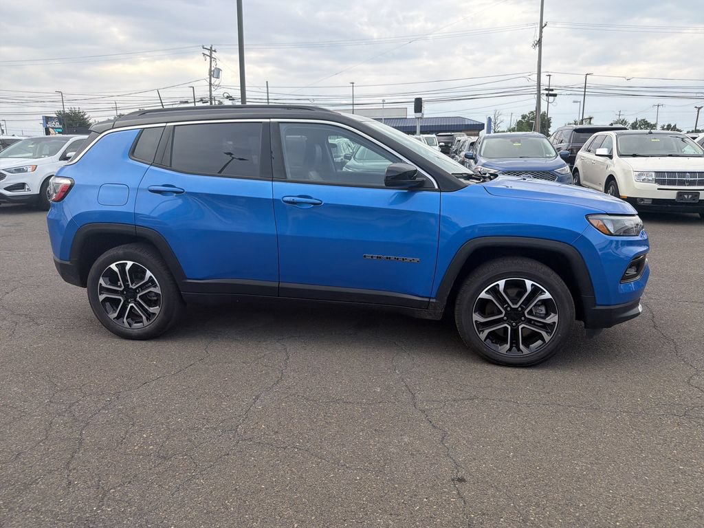Used 2023 Jeep Compass Limited AWD/4WD image 6