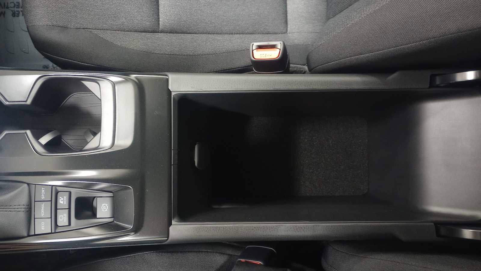 New 2025 Toyota Camry LE w/ Convenience Package image 23