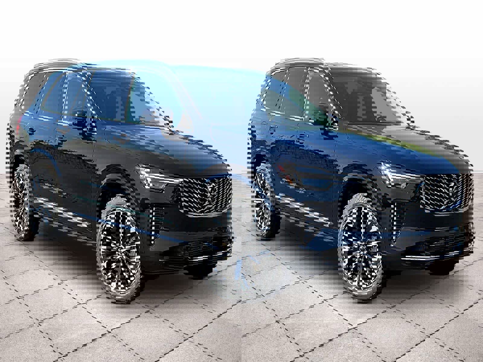 New 2026 Volvo XC90 T8 Ultra w/ Protection Package image 2