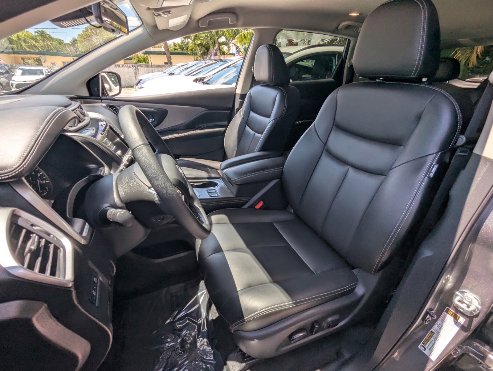 Certified 2024 Nissan Murano SV FWD image 5
