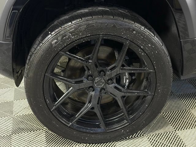 Used 2023 Land Rover Defender 90 Carpathian Edition AWD/4WD image 14