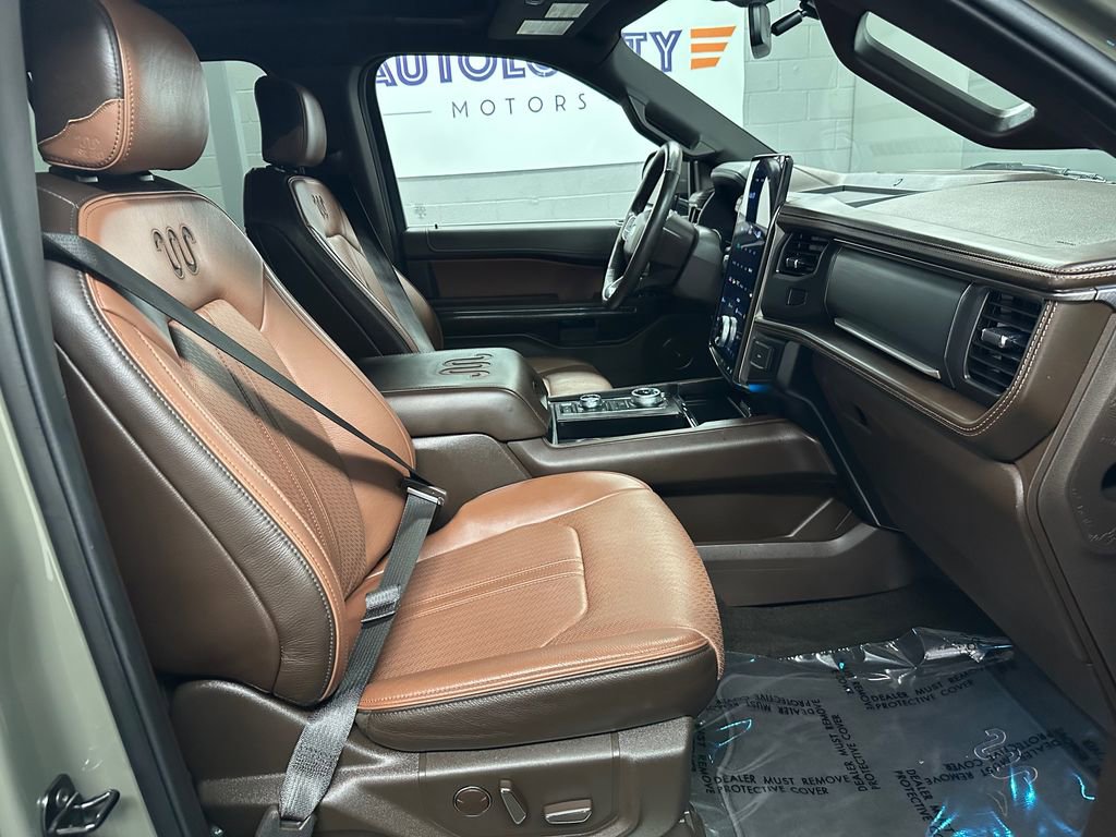 Used 2024 Ford Expedition Max King Ranch AWD/4WD image 19