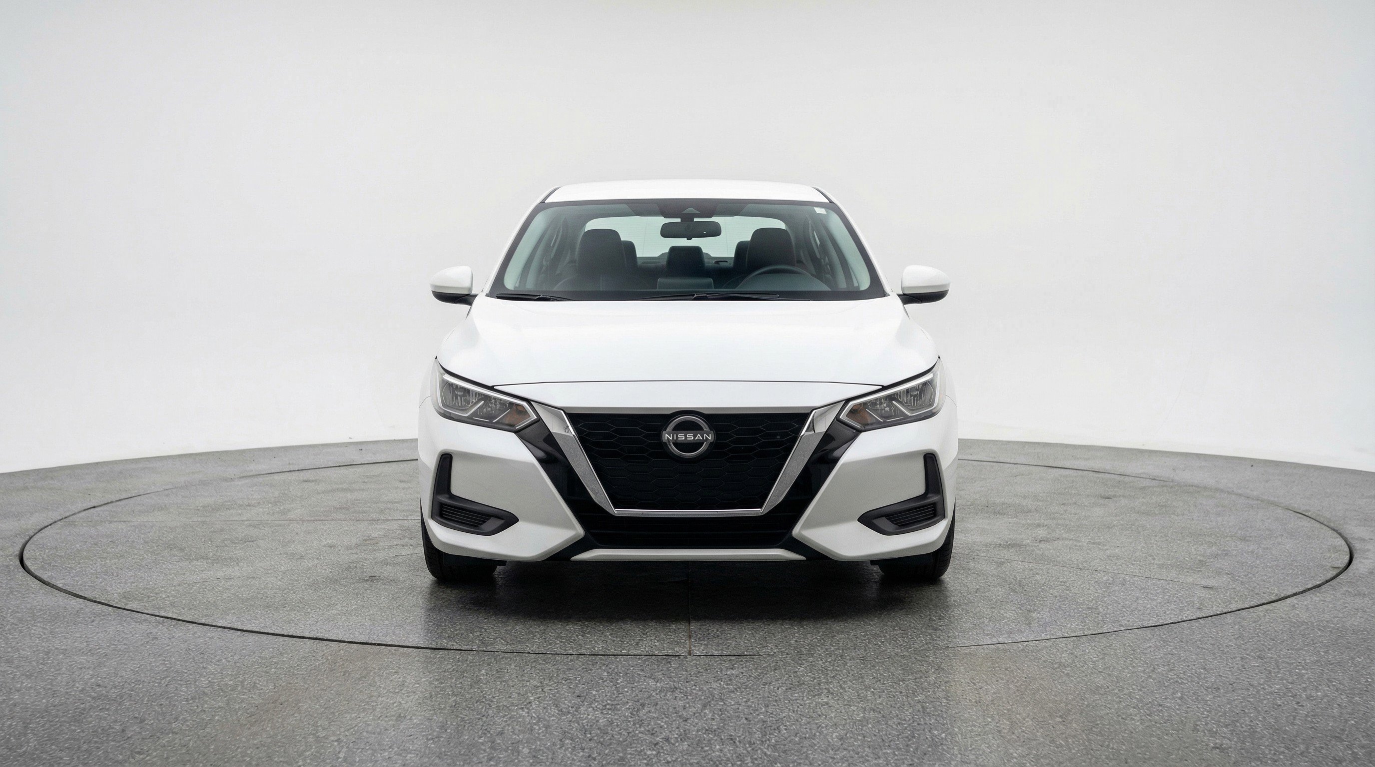 Used 2025 Nissan Sentra SV FWD image 2