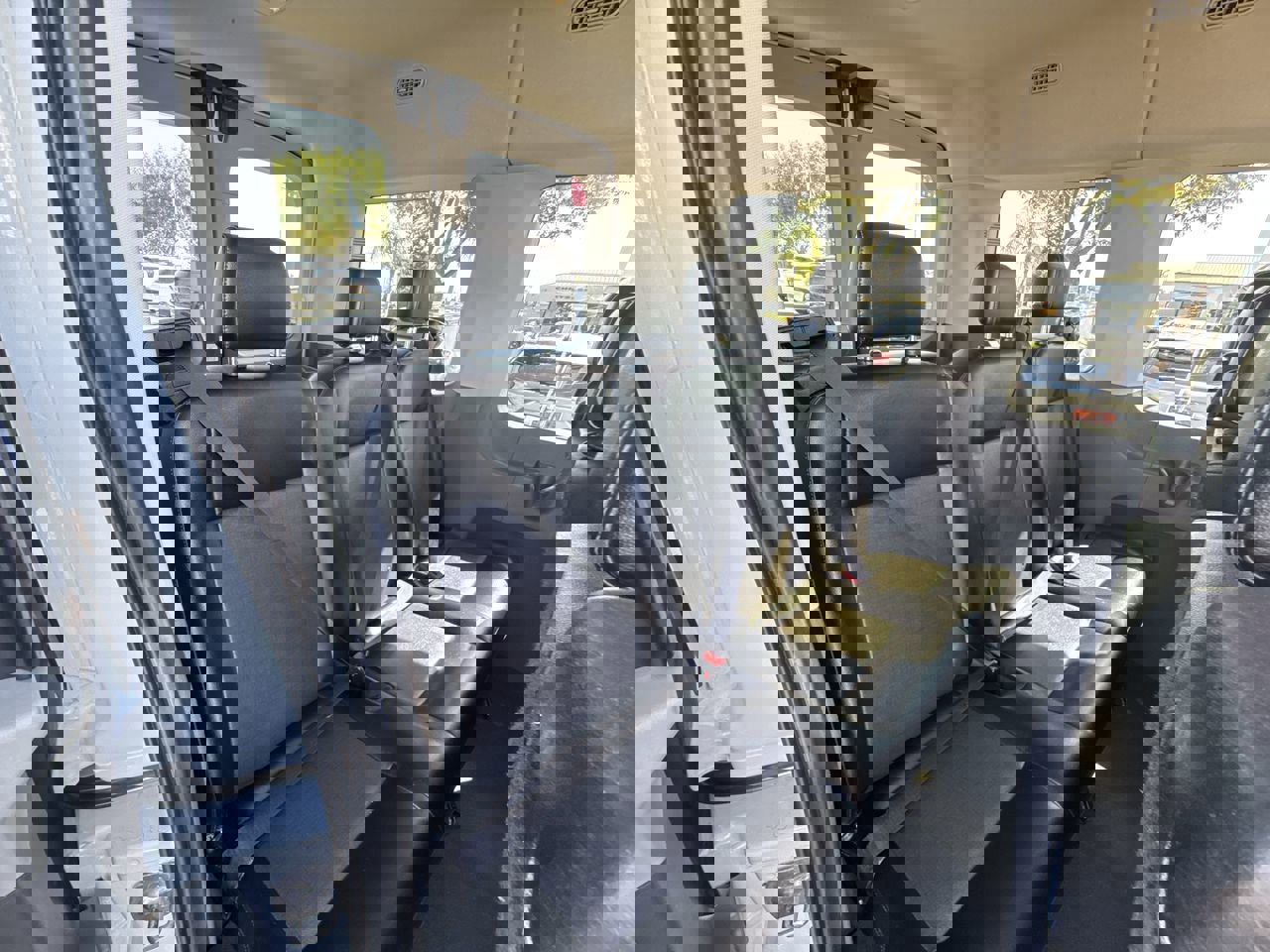 Used 2020 Ford Transit 150 XL image 23