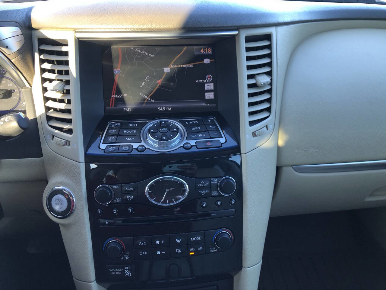 Used 2012 INFINITI FX35 AWD w/ Premium Pkg image 17