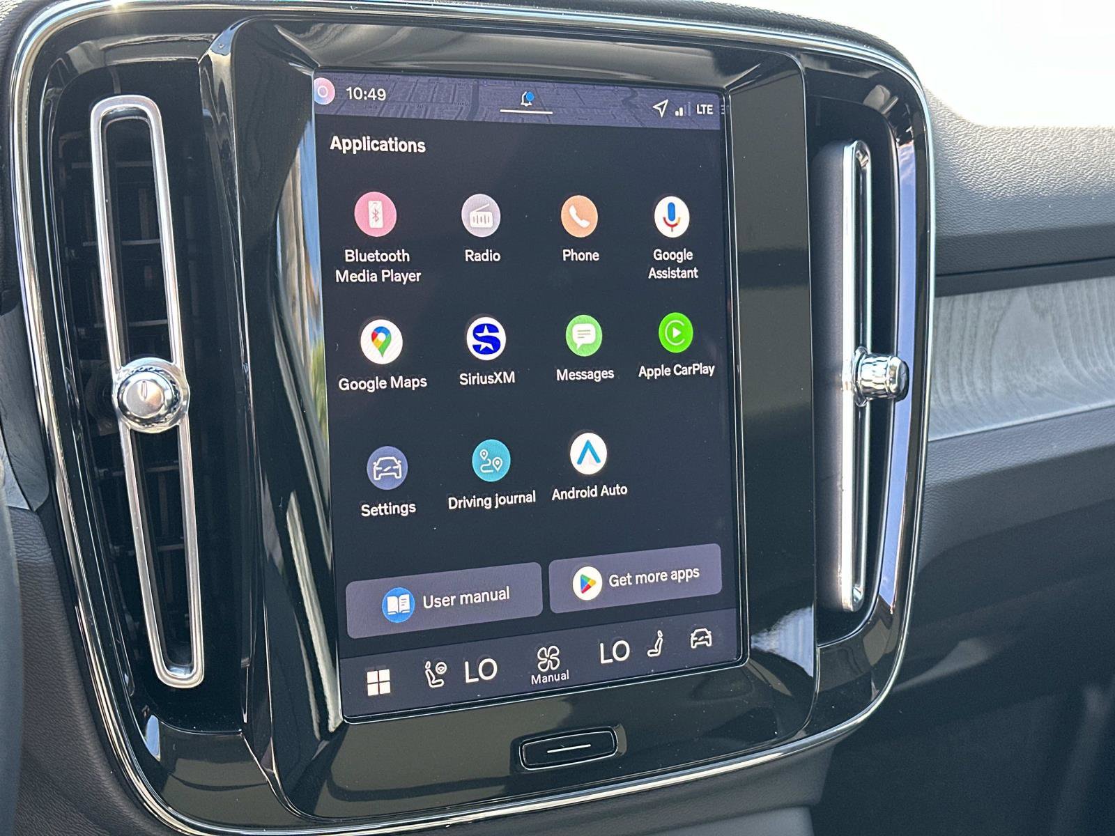 Certified 2026 Volvo XC40 B5 Plus w/ Protection Package Premier image 11