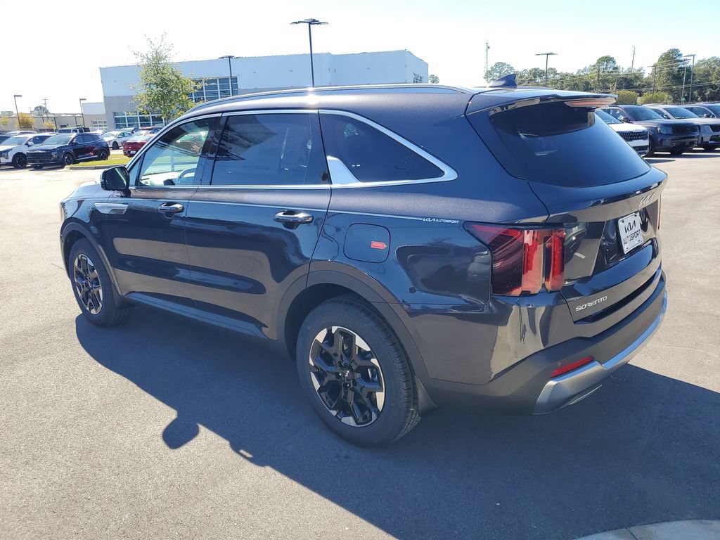 New 2026 Kia Sorento S w/ S Panoramic Sunroof Package FWD image 3