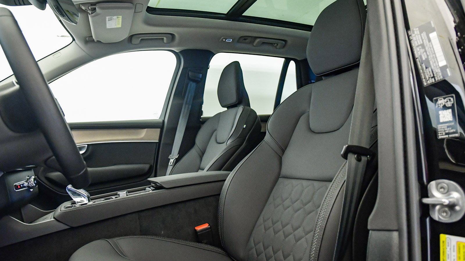 New 2026 Volvo XC90 B5 Core image 22