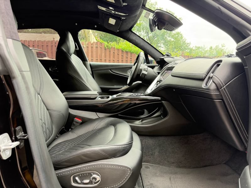 Used 2021 Aston Martin DBX AWD/4WD image 30