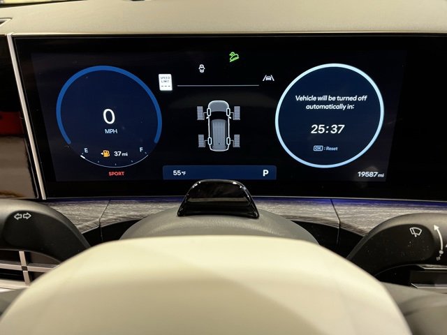 Used 2024 Hyundai Santa Fe Calligraphy image 17