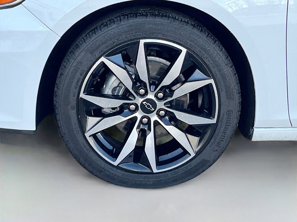 Used 2024 Chevrolet Malibu RS image 30