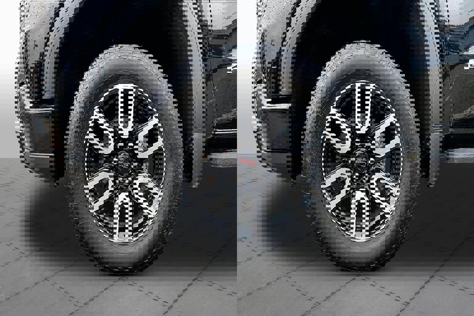 Used 2023 GMC Sierra 1500 AT4 w/ AT4 Premium Package image 11