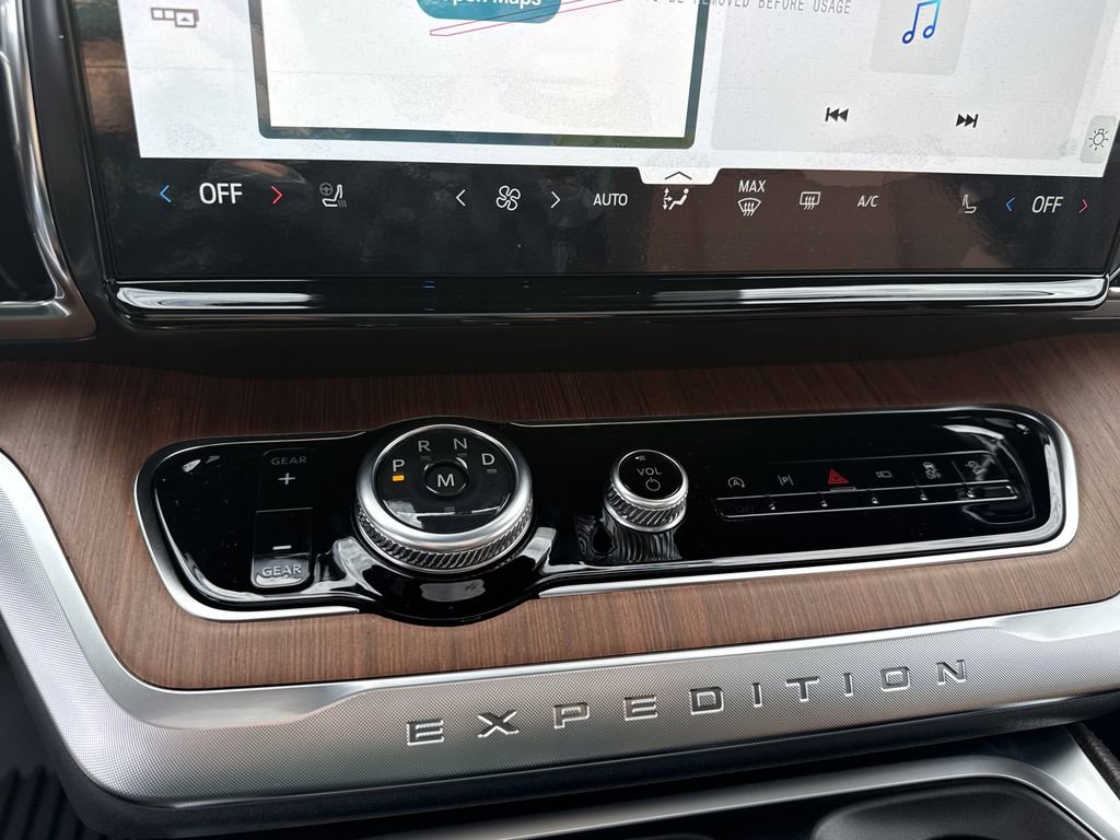 New 2026 Ford Expedition King Ranch image 32