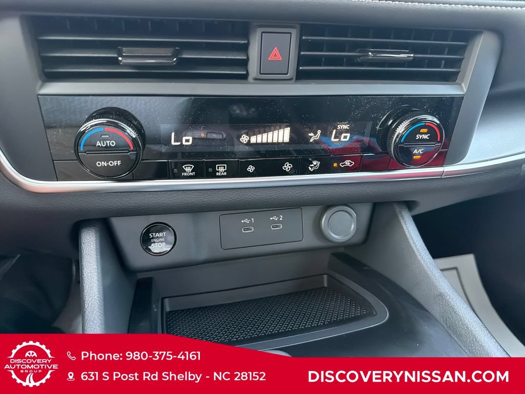 New 2026 Nissan Rogue SV AWD/4WD image 18