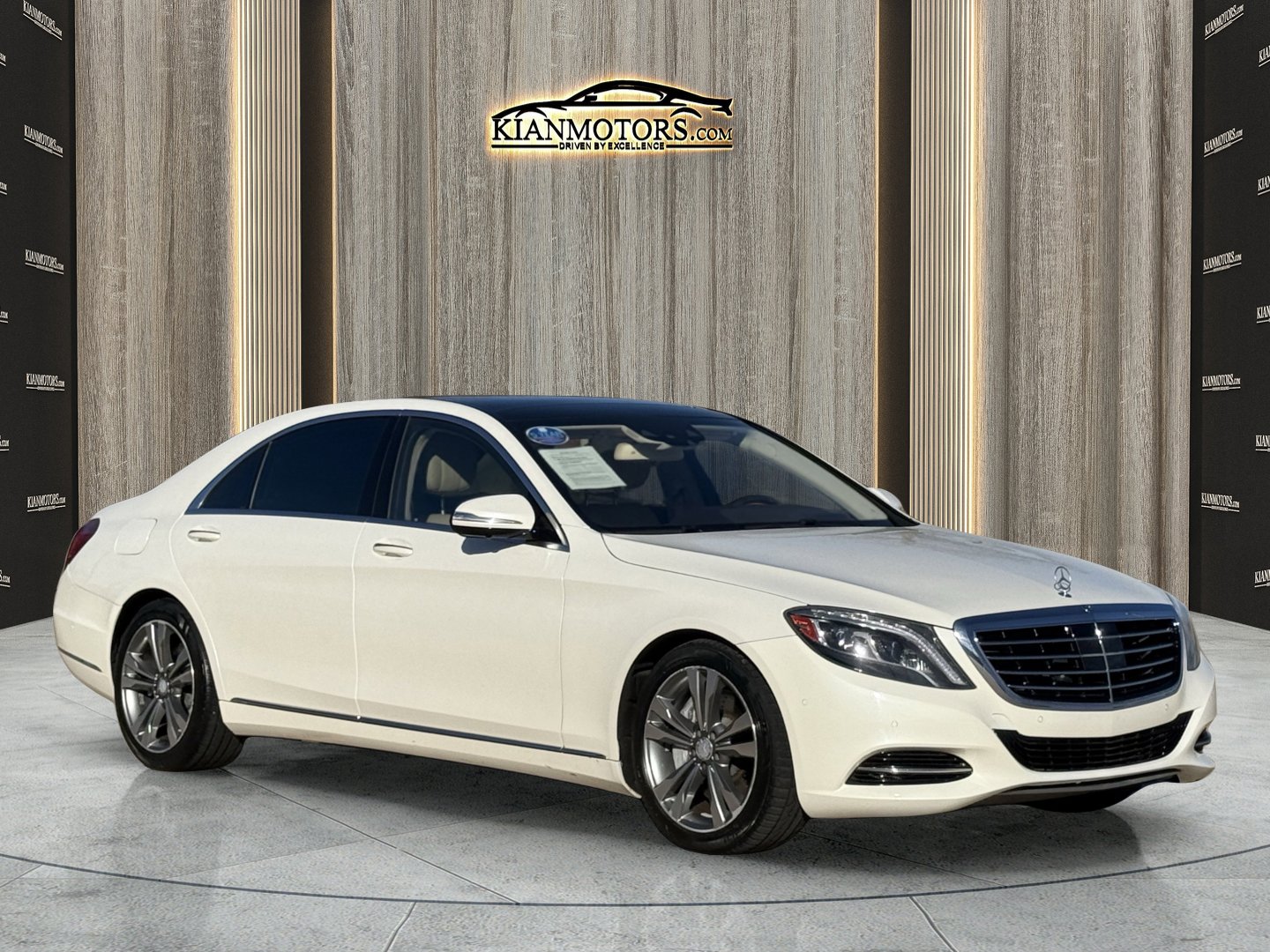 Used 2015 Mercedes-Benz S 550 Sedan w/ Premium 1 Package image 1