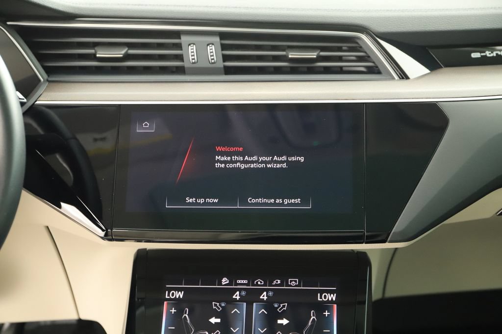Certified 2024 Audi Q8 e-tron Premium AWD/4WD image 19