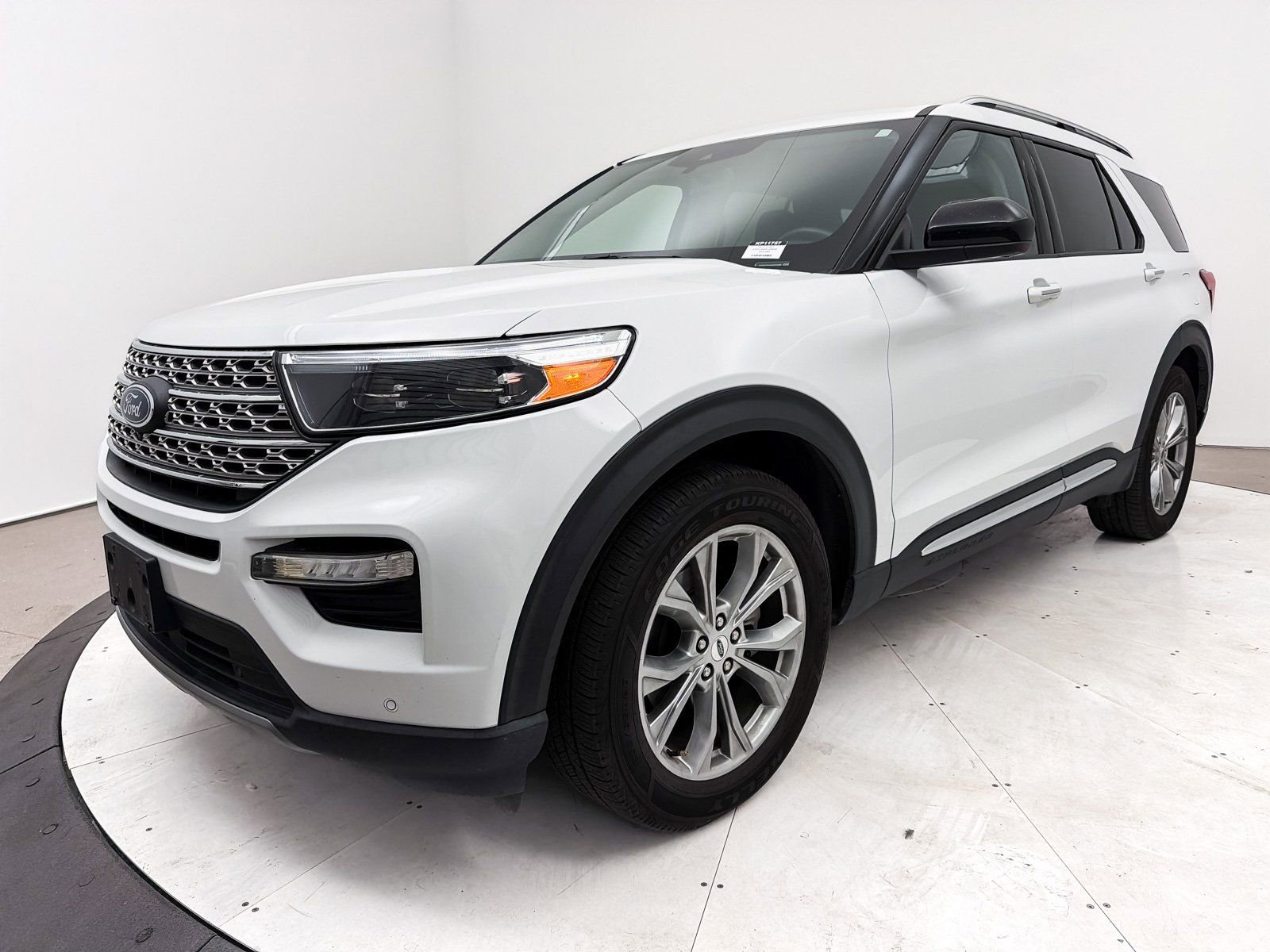Used 2022 Ford Explorer Limited image 14