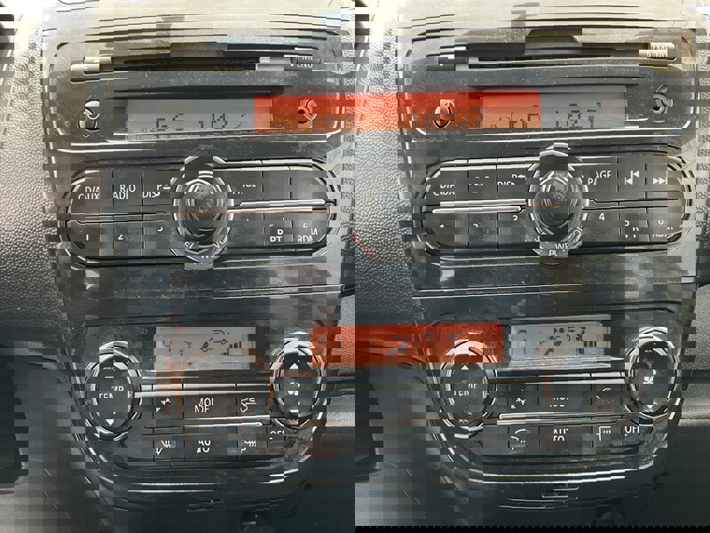 Used 2015 Mitsubishi Mirage ES image 24