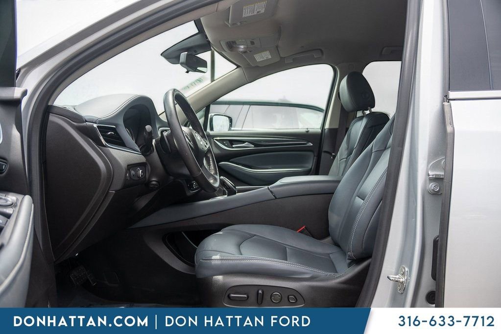 Used 2021 Buick Enclave Premium w/ Surround and Sites Package AWD/4WD image 3