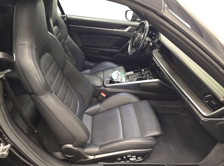 Used 2025 Porsche 911 Turbo S w/ Exterior Sport Package AWD/4WD image 6