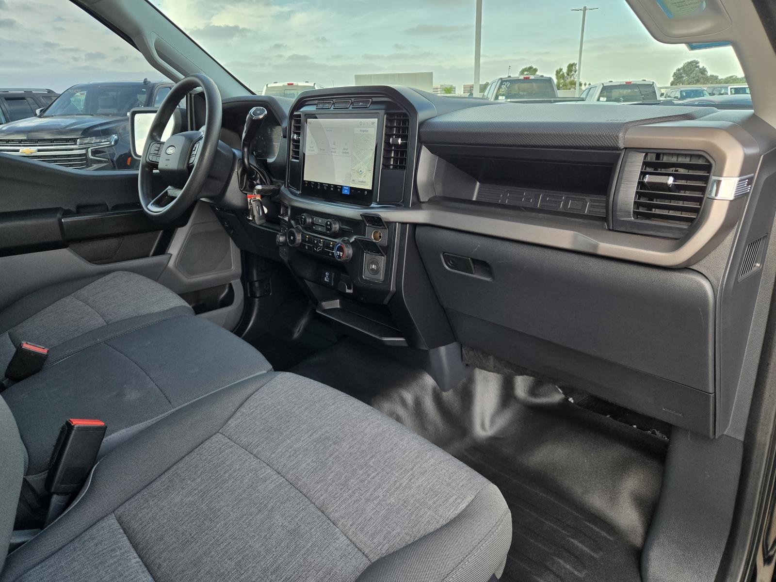 Used 2024 Ford F150 XL image 28