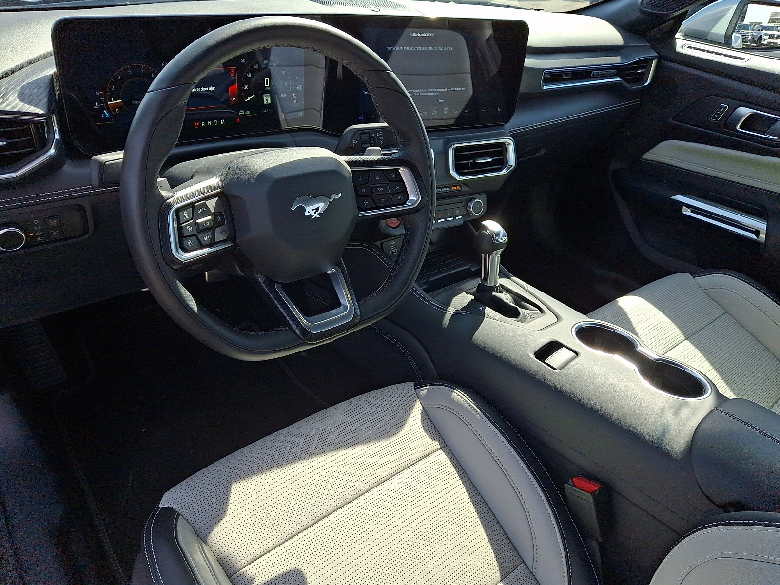 Used 2024 Ford Mustang GT Premium image 15