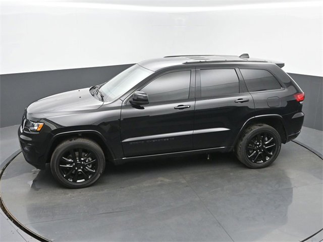 Used 2022 Jeep Grand Cherokee Laredo X image 39
