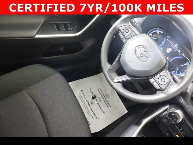 Used 2025 Toyota RAV4 XLE image 22
