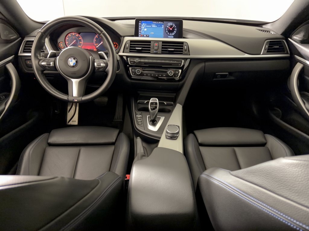 Used 2020 BMW 440i xDrive Coupe w/ M Sport Package AWD/4WD image 17