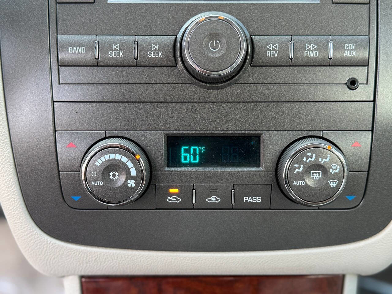 Used 2007 Buick Lucerne CXL w/ Luxury Package image 31