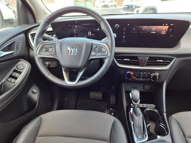 Used 2024 Buick Encore GX Preferred w/ Comfort Package image 6