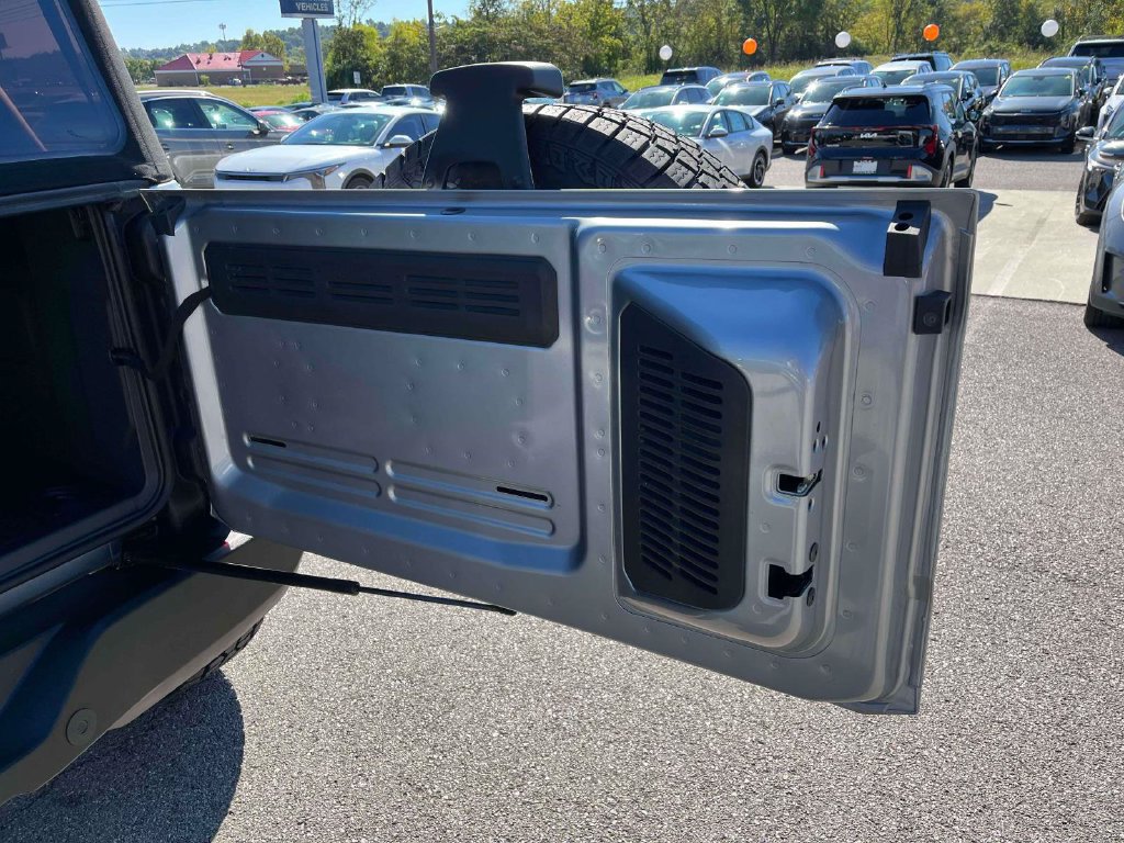 Used 2024 Ford Bronco Big Bend AWD/4WD image 8