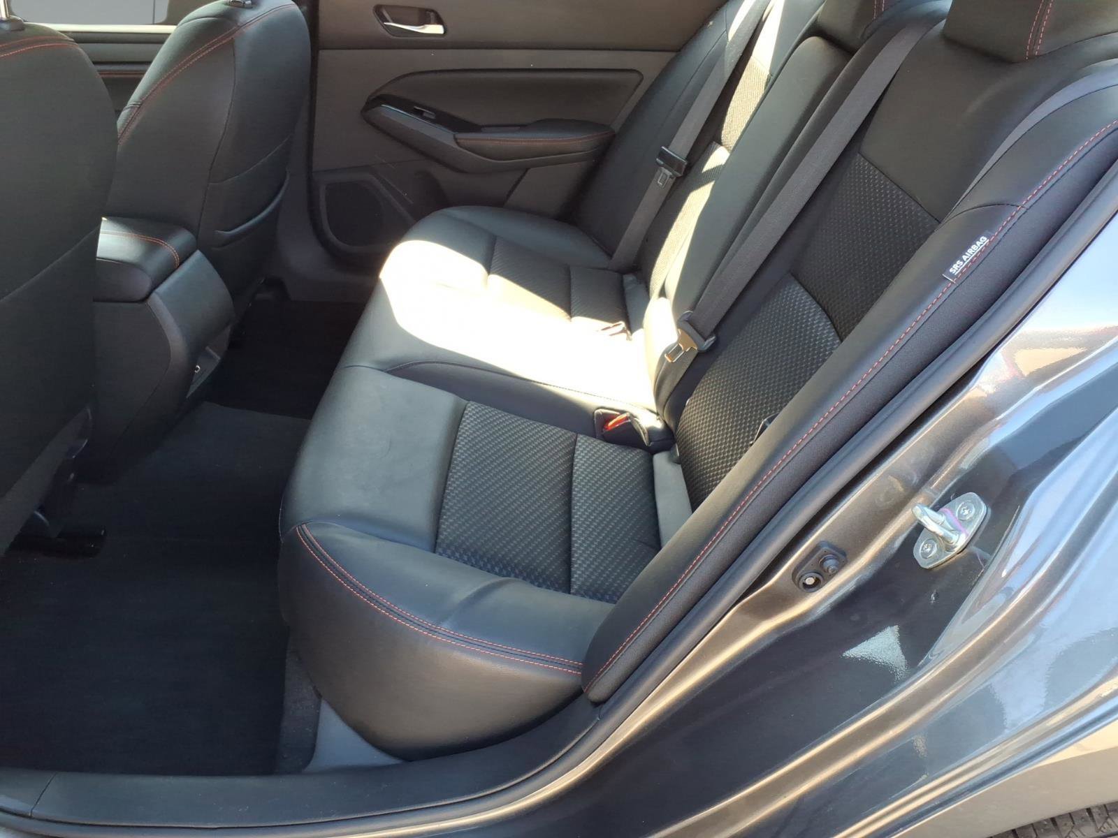 Used 2023 Nissan Altima 2.5 SR FWD image 7