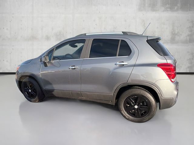 Used 2020 Chevrolet Trax LT w/ Driver Confidence Package image 8