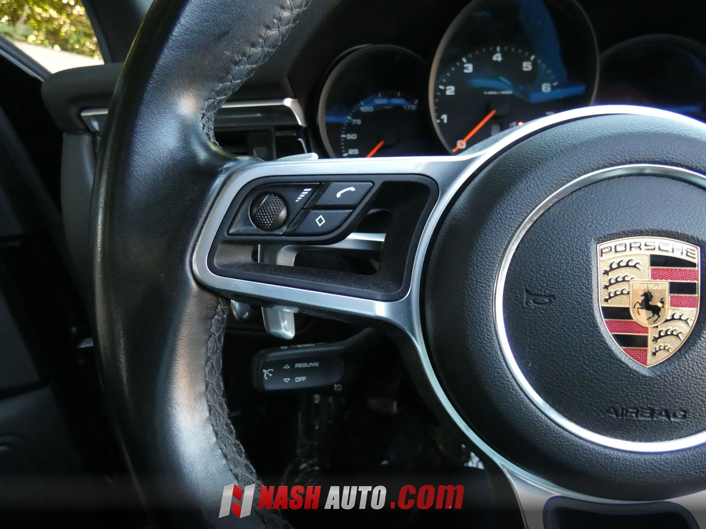 Used 2020 Porsche Macan AWD/4WD image 65