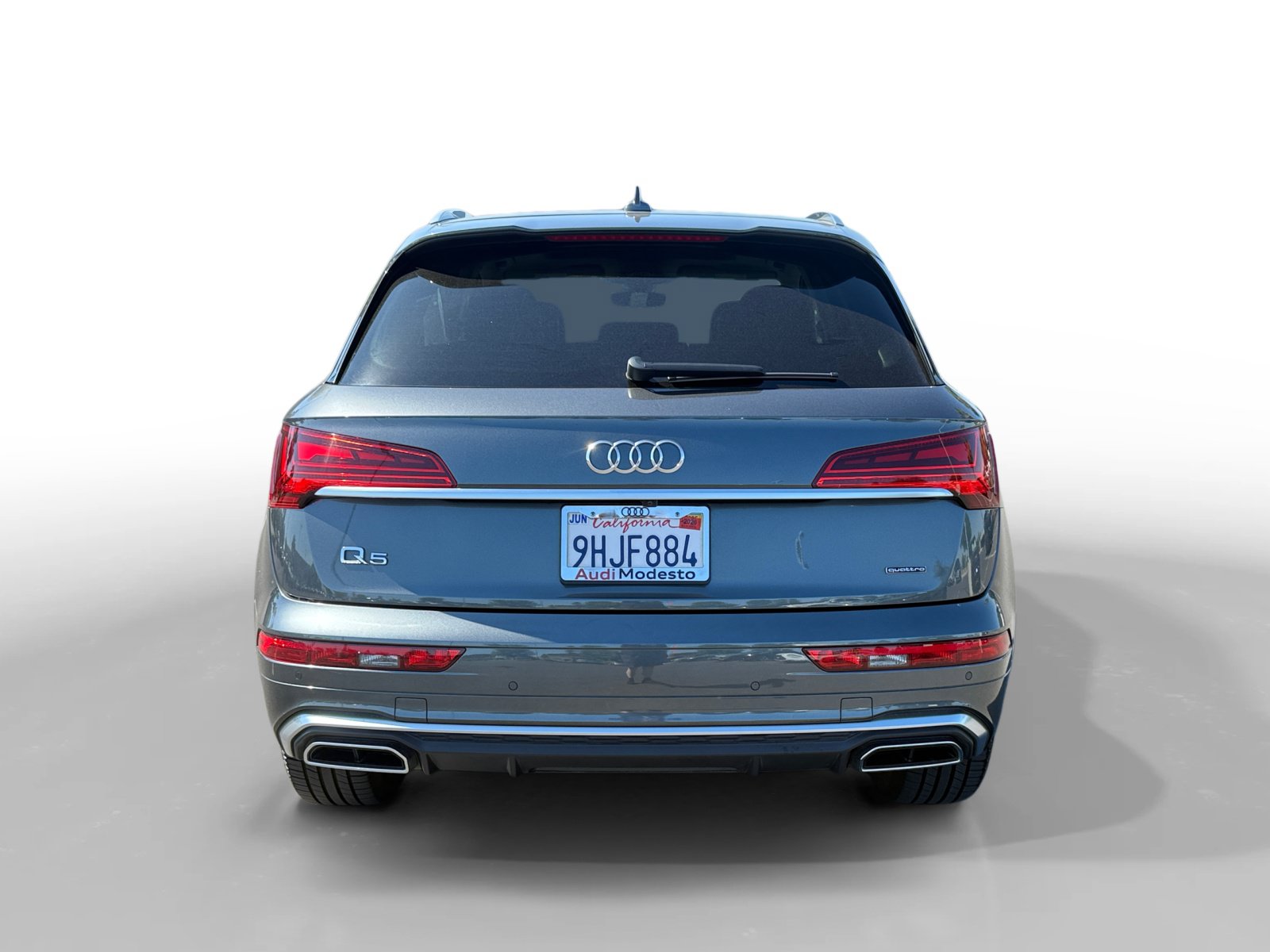 Used 2023 Audi Q5 2.0T Premium Plus w/ Premium Plus Package AWD/4WD image 4