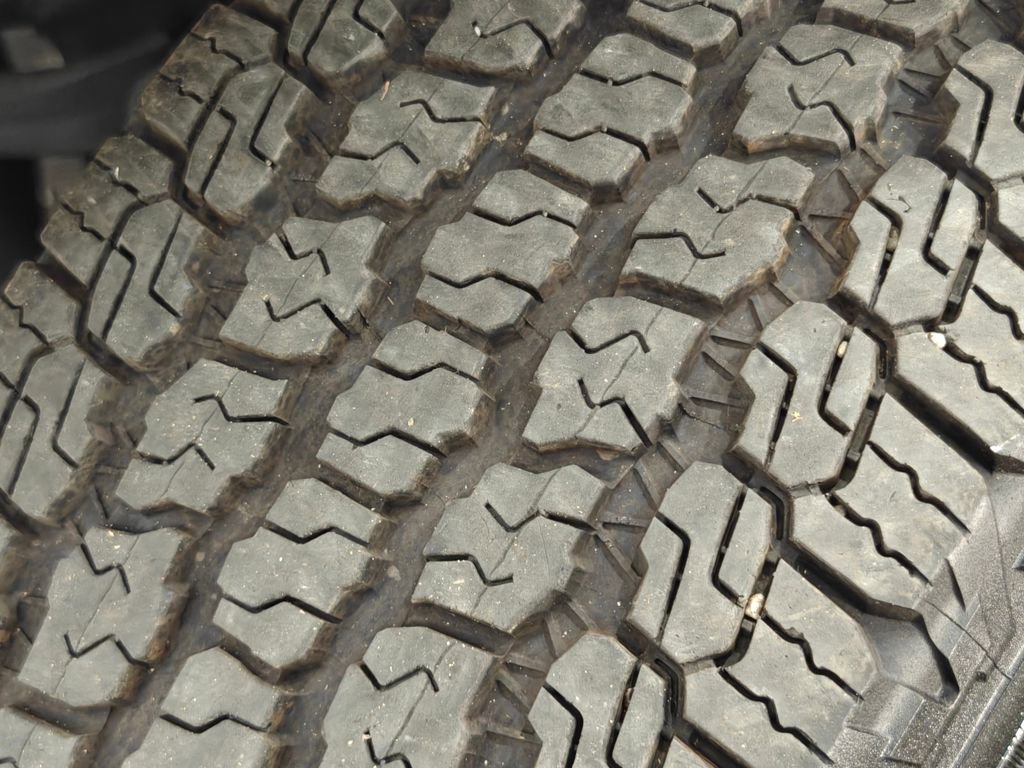 Used 2021 Jeep Wrangler Unlimited Sahara w/ Uconnect 4C Nav & Sound Group image 60