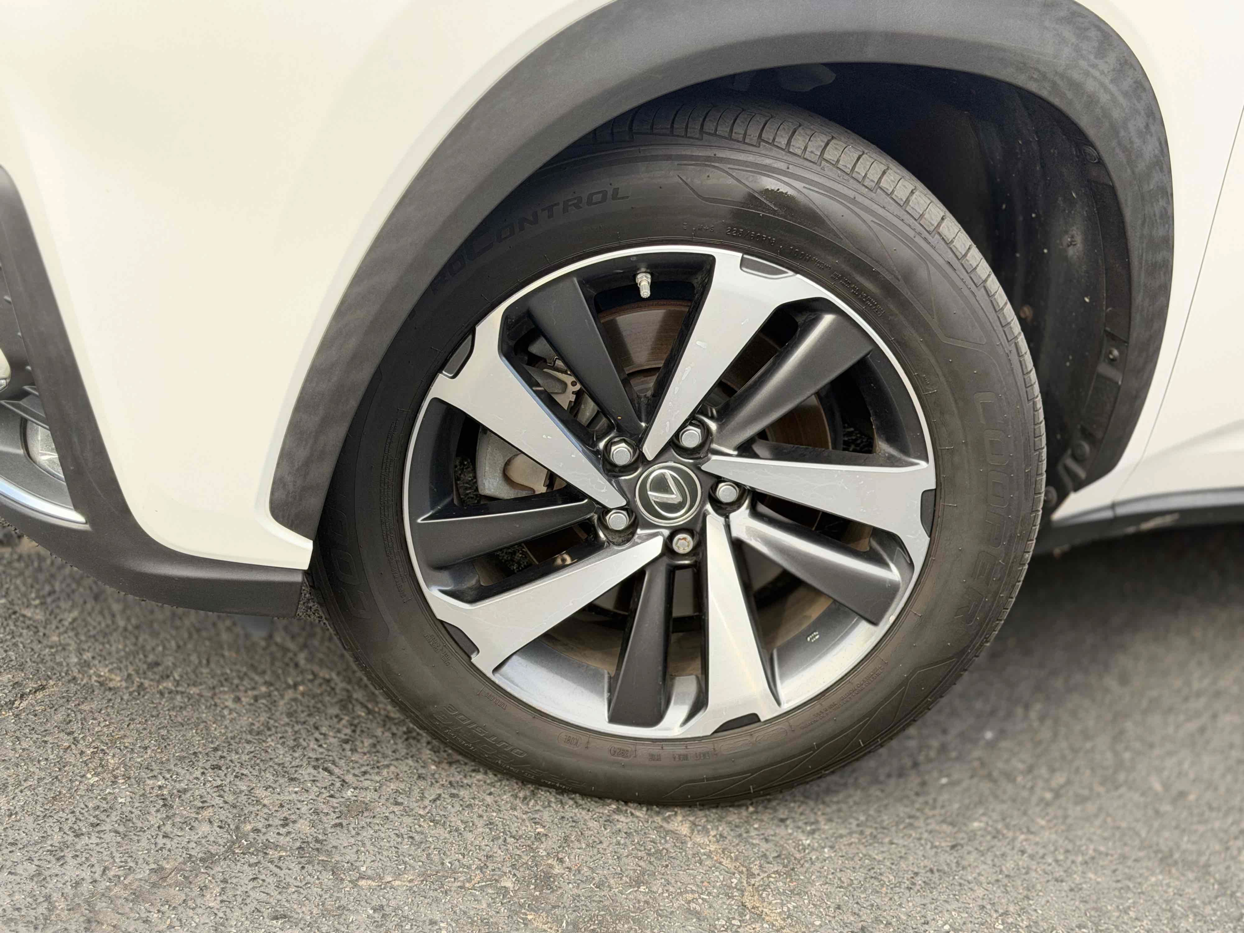 Used 2018 Lexus NX 300h AWD w/ Premium Package image 28