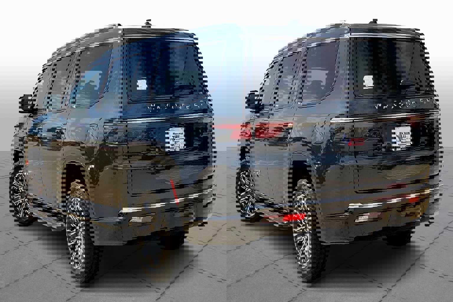 New 2025 Jeep Wagoneer 4WD w/ Convenience Group I image 12