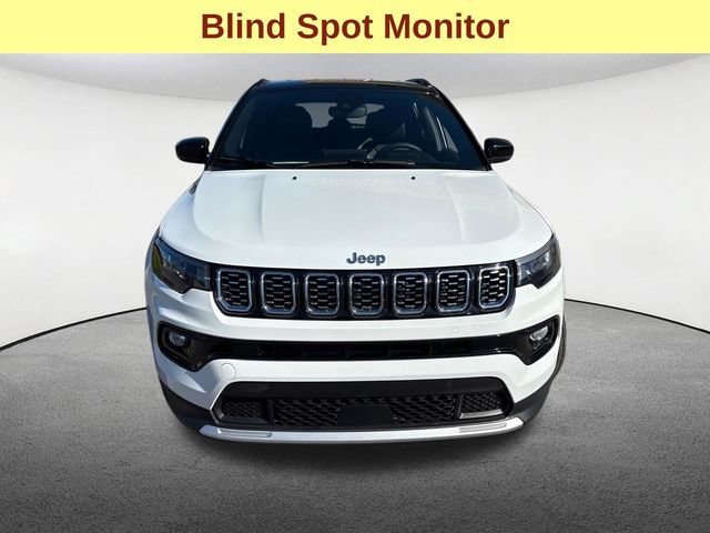 Used 2025 Jeep Compass Limited AWD/4WD image 4
