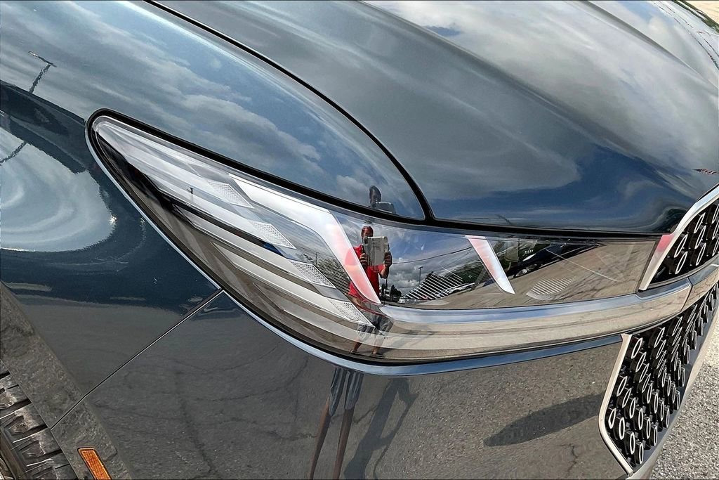 Used 2025 Lincoln Navigator Reserve image 32