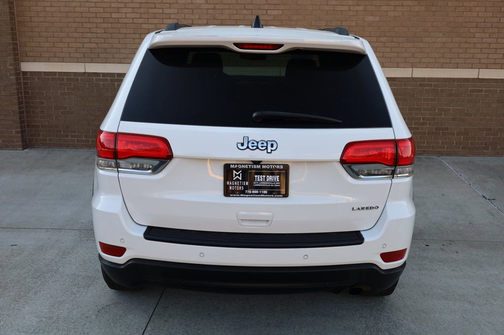 Used 2016 Jeep Grand Cherokee Laredo w/ Quick Order Package 23E image 9