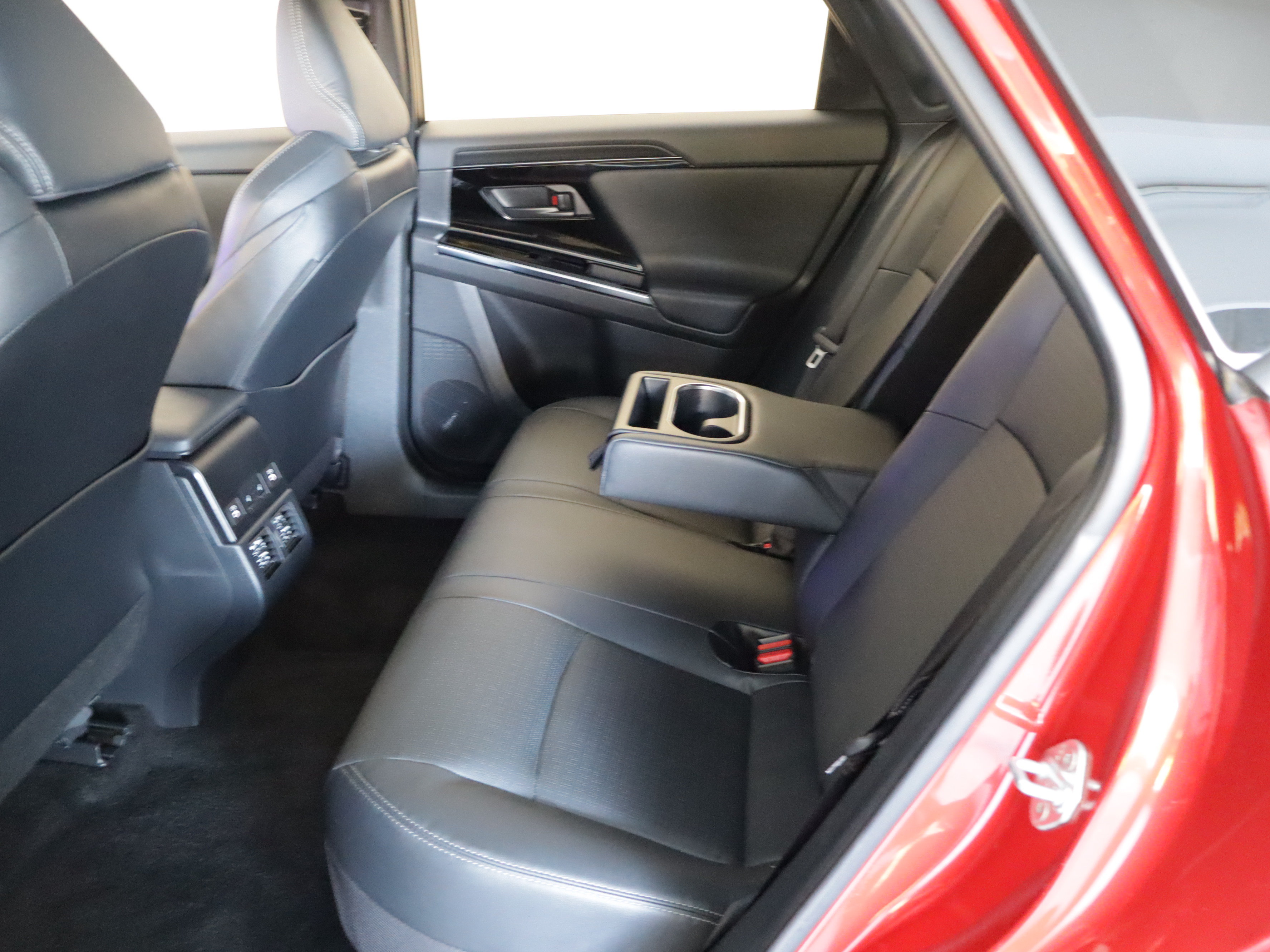Used 2023 Toyota bZ4X AWD w/ Weather Package image 9