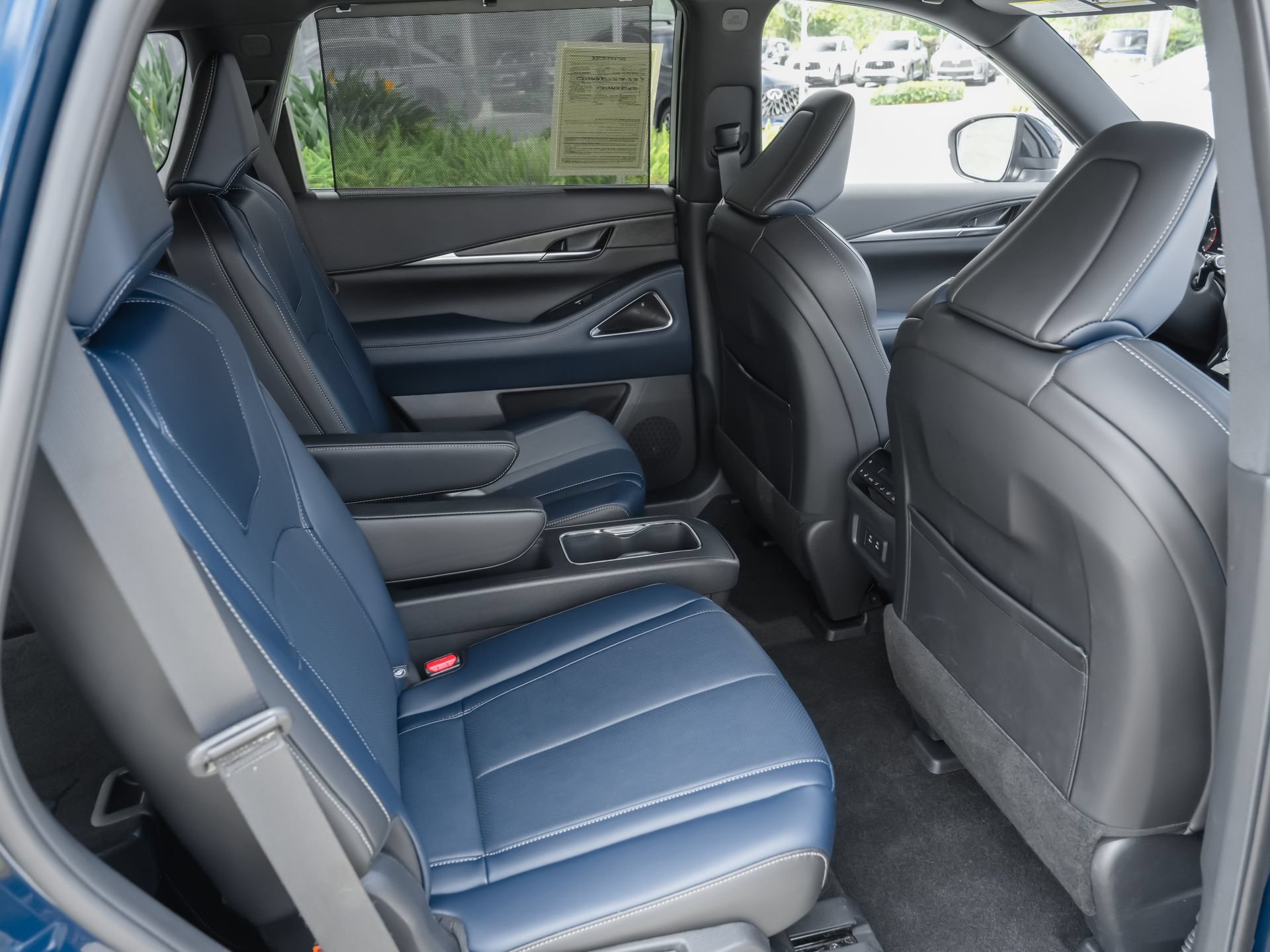 Certified 2026 INFINITI QX60 Sport w/ Dark Cargo Package AWD/4WD image 33