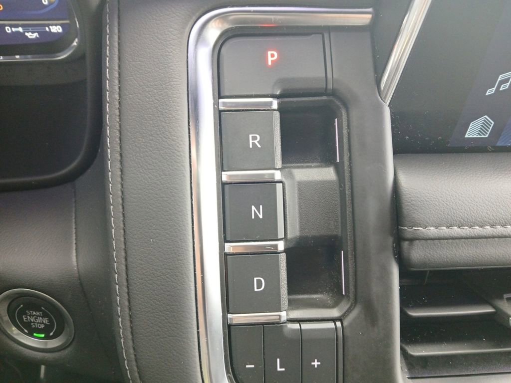 Used 2022 Chevrolet Tahoe Z71 w/ Luxury Package image 10