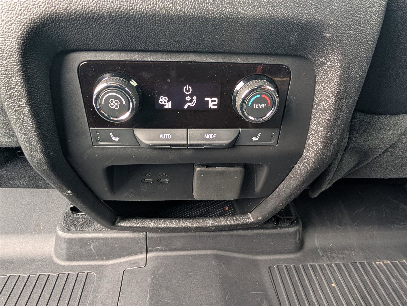 Used 2026 Chevrolet Traverse High Country w/ LPO, Floor Liner Package image 19